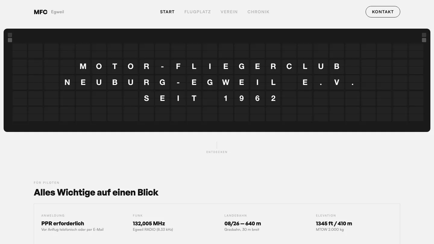 Startseite des Fliegerclubs mit einer Anzeige im Stil einer Abflugtafel